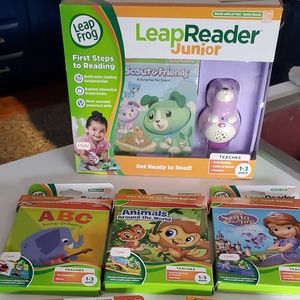 LeapReader Junior and 5 extra books
